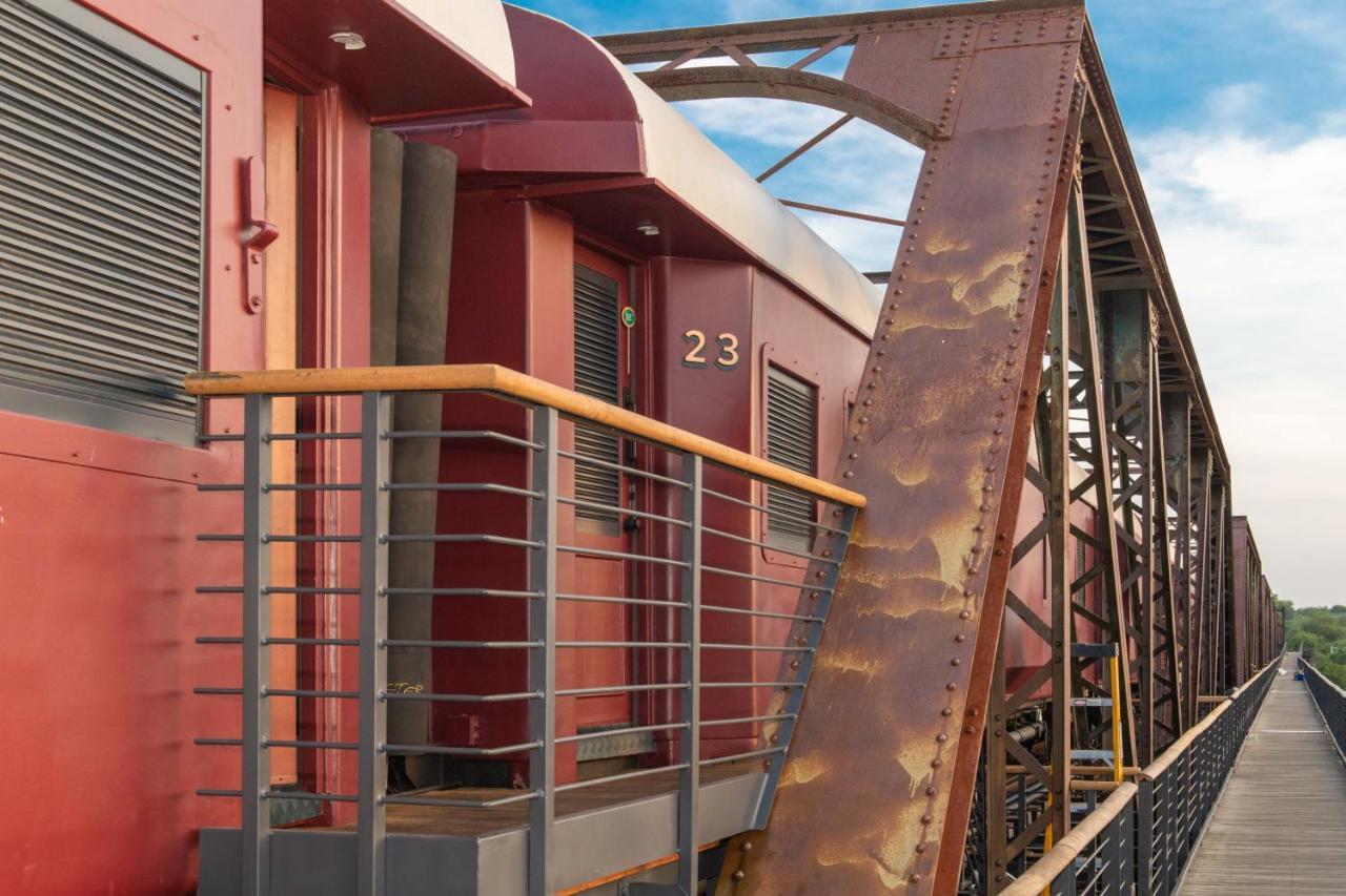 Kruger Shalati - Train On The Bridge & Garden Suites 스쿠쿠자 외부 사진